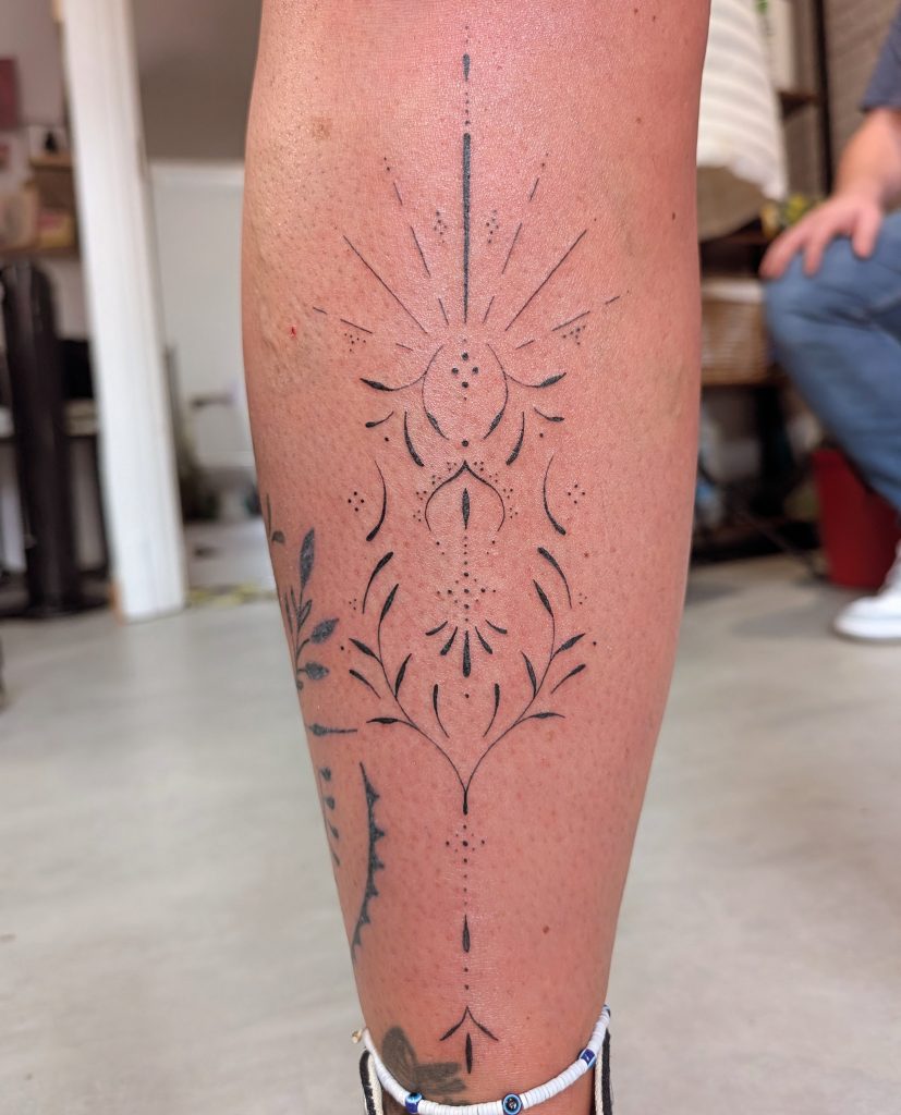 IMG_20250909_171158_009 Fine line vine leg tattoo by Leanne at Kimmer Ink Tattoo Studio in Eastleigh, Hampshire.
